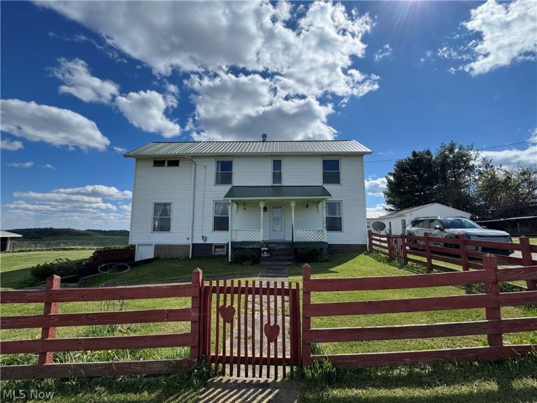 62280 Fairview Road, Barnesville, OH - Photo 3