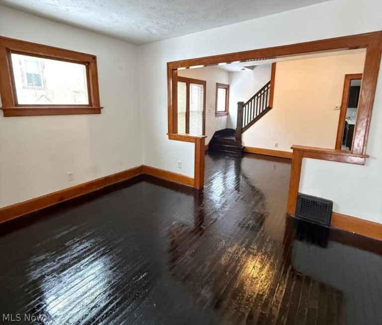 1836 33rd Street, Lorain, OH - Photo 4