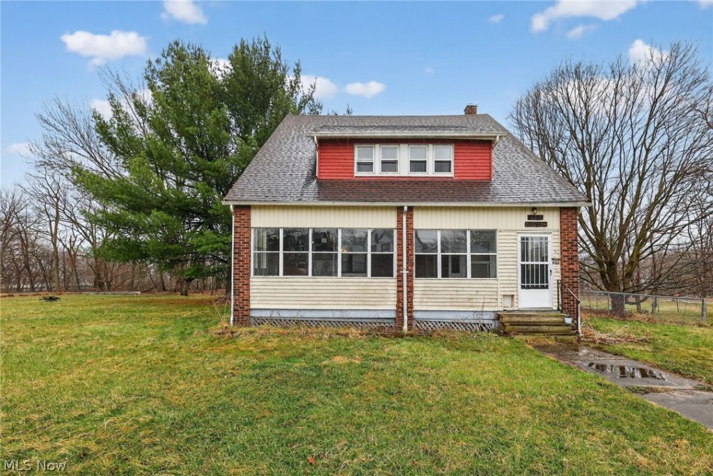 788 Caledonia Street, Youngstown, OH