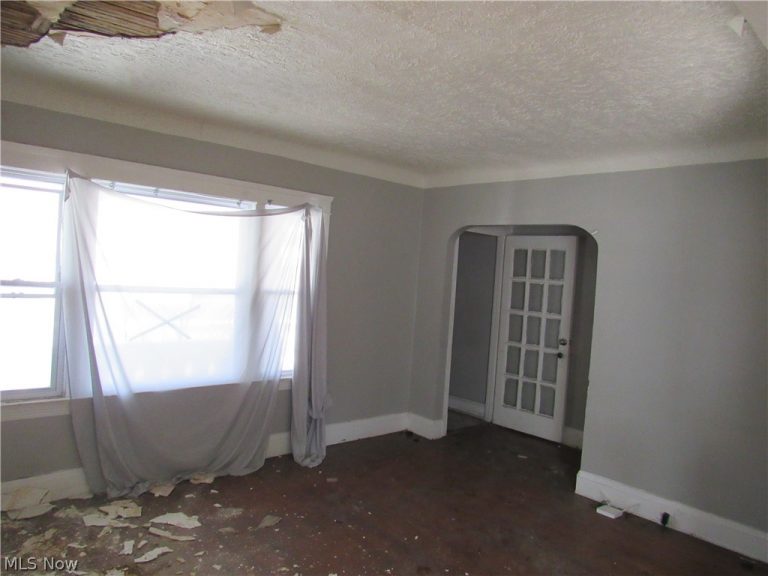 1427 133rd Street, East Cleveland, OH - Photo 4