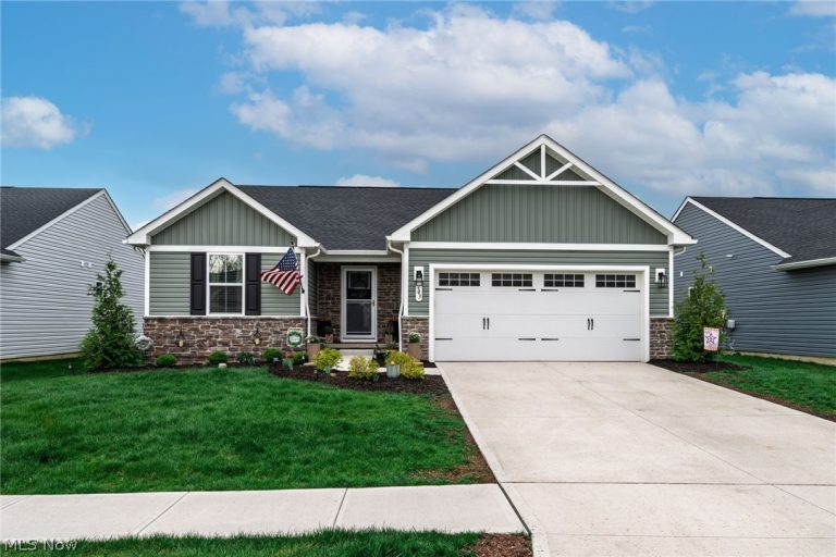 543 Swan Drive, Seville, OH, 44273