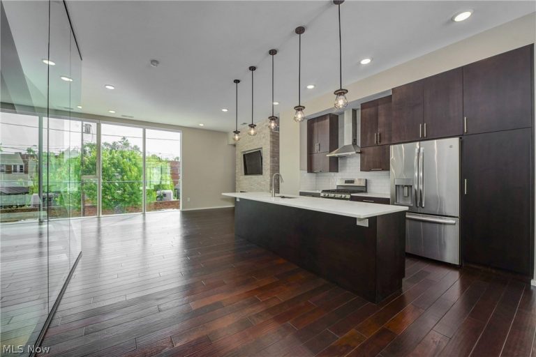 1320 58th Street, Cleveland, OH - Photo 6