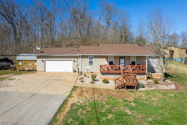 3097 Carpenter Run Road, Waverly, WV, 26184