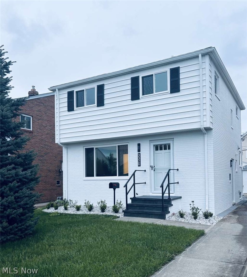 3326 Marioncliff Drive, Parma, OH