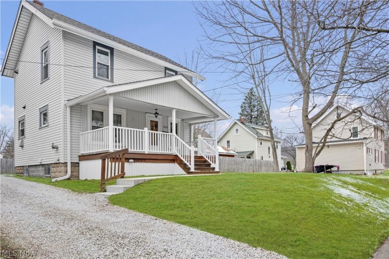 514 Tompkins Avenue, Akron, OH - Photo 2