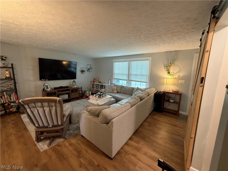 531 Heatherwood Drive, Warren, OH - Photo 4