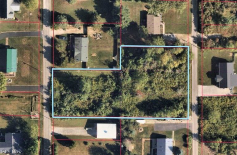 220 Melody, Kelleys Island, OH, 43438