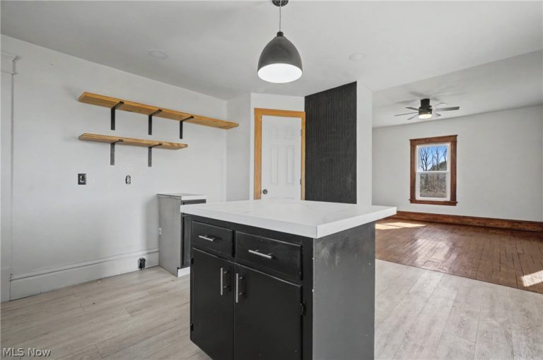 2775 Bandy Road, Alliance, OH - Photo 6