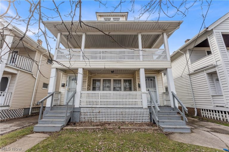 3424 117th Street, Cleveland, OH - Photo 2