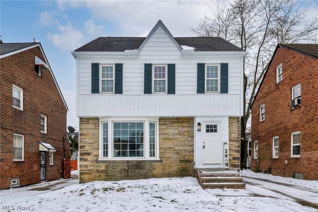 3630 Raymont Boulevard, University Heights, OH