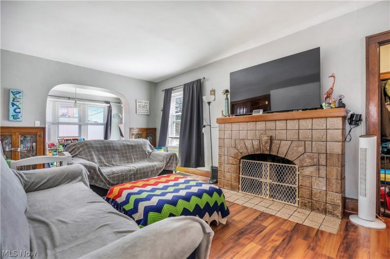 1421 Ferndale Road, Canton, OH - Photo 8