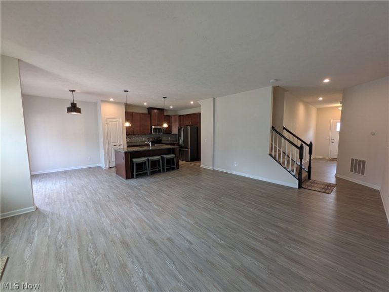 3306 Jackson Park Drive, Massillon, OH - Photo 8