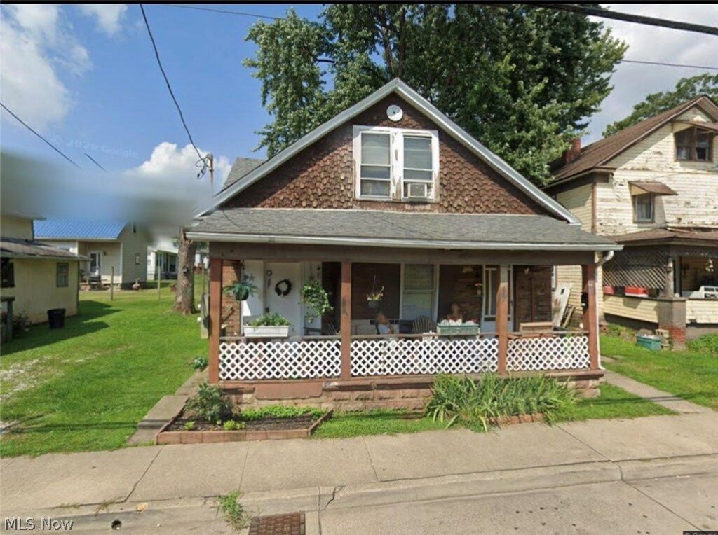 905 13th Street, Parkersburg, WV