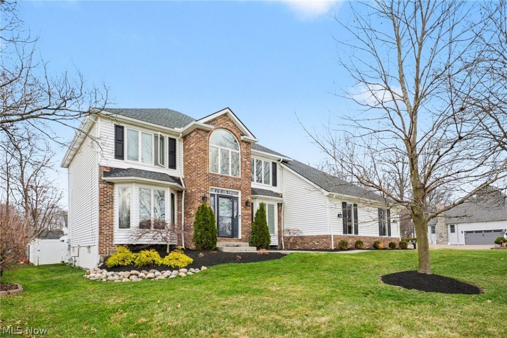 20144 Winding Trail, Strongsville, OH