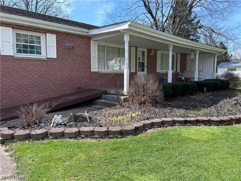8300 Bear Road, Amsterdam, OH - Photo 2