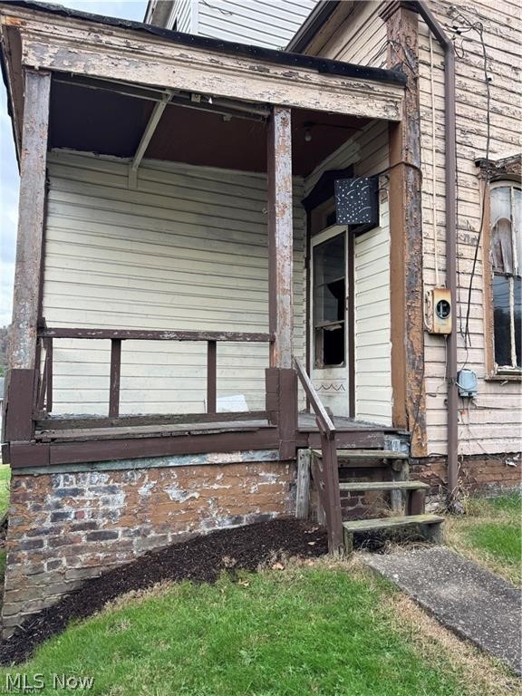 806 Carlisle Street, Martins Ferry, OH - Photo 2