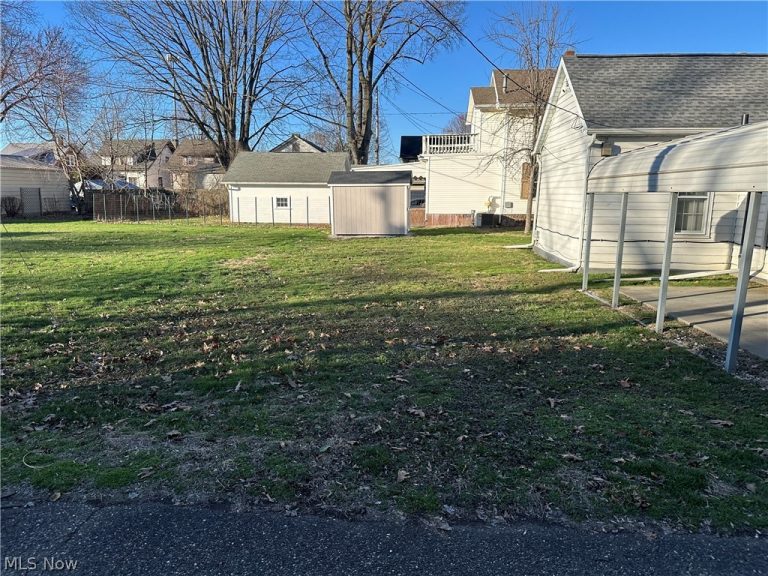 122 5th Street, New Philadelphia, OH - Photo 5