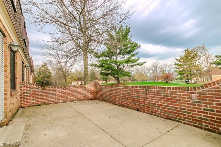 1651 Mentor Avenue #2605, Painesville, OH - Photo 3