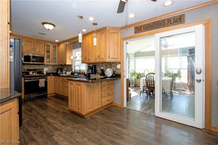 4990 Chippewa Road, Medina, OH - Photo 5