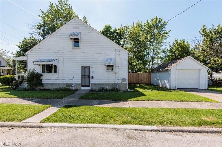 125 30th Street, Lorain, OH - Photo 3