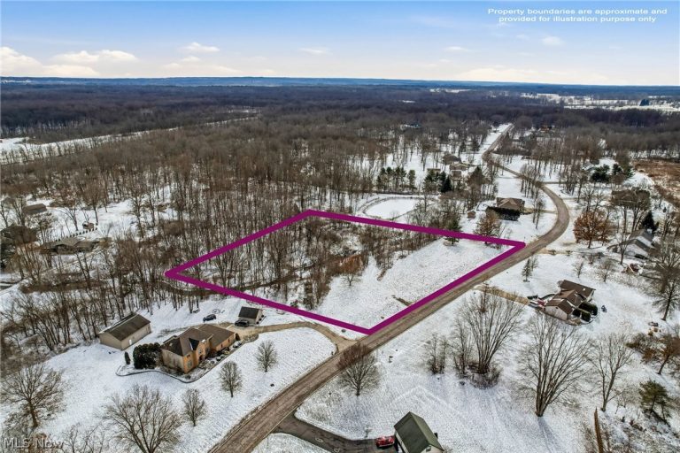 Brookhollow Drive, Warren, OH - Photo 5