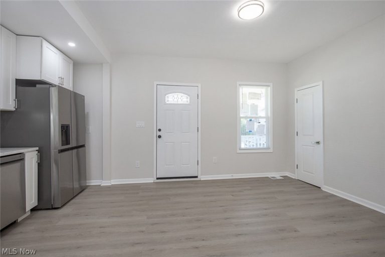 4911 Tillman Avenue, Cleveland, OH - Photo 6