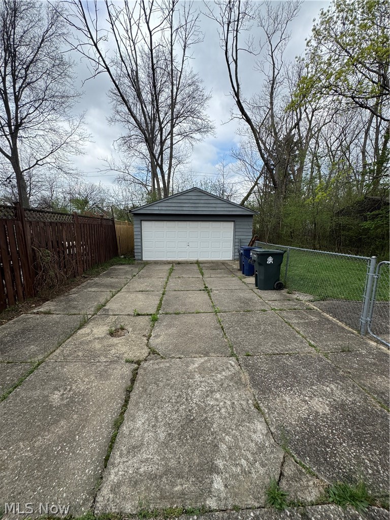 3327 Bradford Road, Cleveland Heights, OH - Photo 4