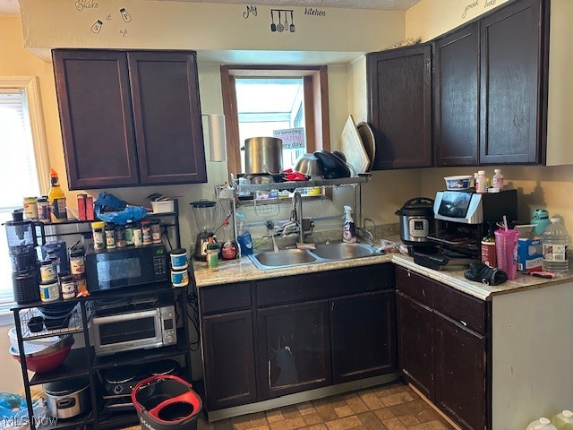1011 Yellowstone Road, Cleveland Heights, OH - Photo 3