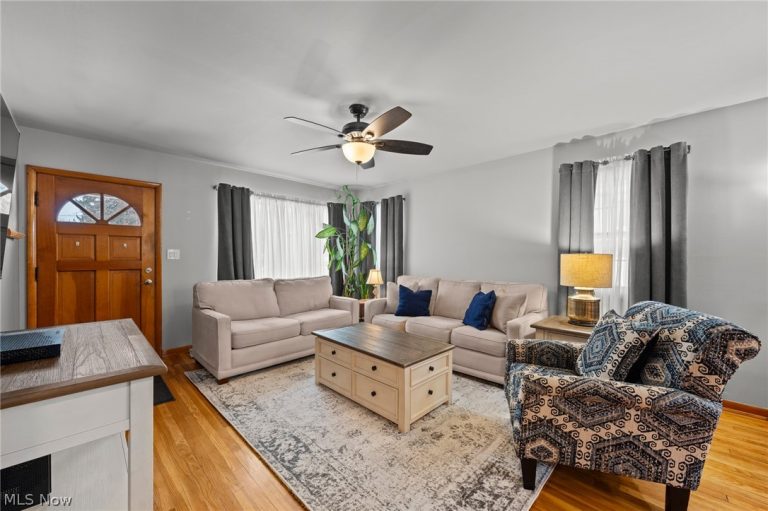 22 Youtz Avenue, Akron, OH - Photo 3