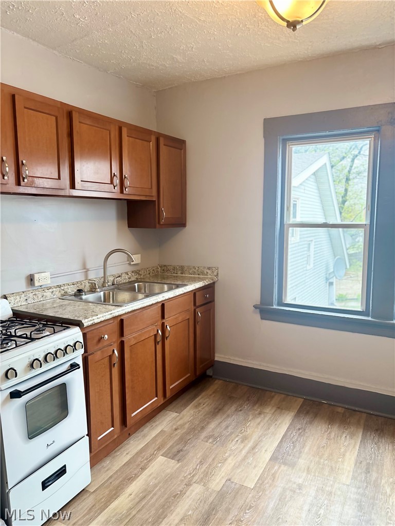 8208 Denison Avenue #5, Cleveland, OH - Photo 3