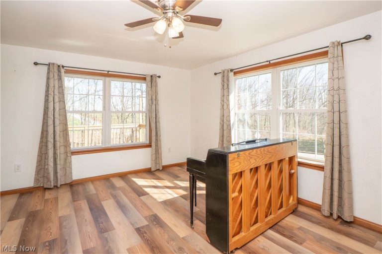 502 Swinehart Road, Orrville, OH - Photo 4