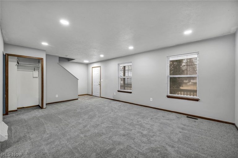 10606 Reno Avenue, Cleveland, OH - Photo 6