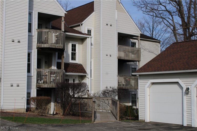 1201 River Road #B3, Elyria, OH, 44035