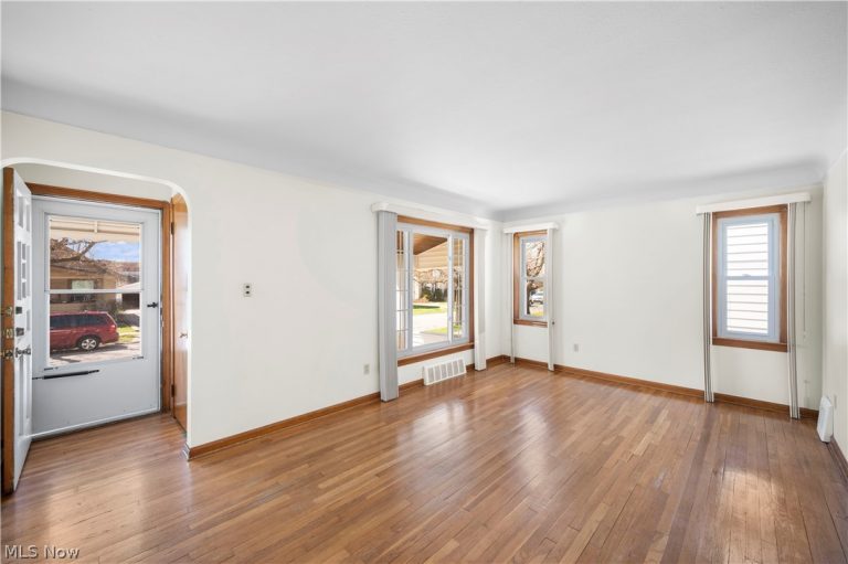 4912 Behrwald Avenue, Cleveland, OH - Photo 5