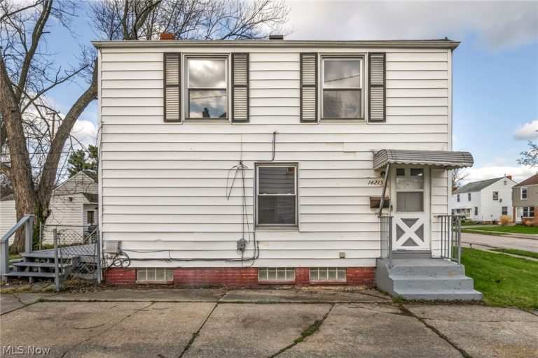14215 Tuckahoe Avenue, Cleveland, OH - Photo 4