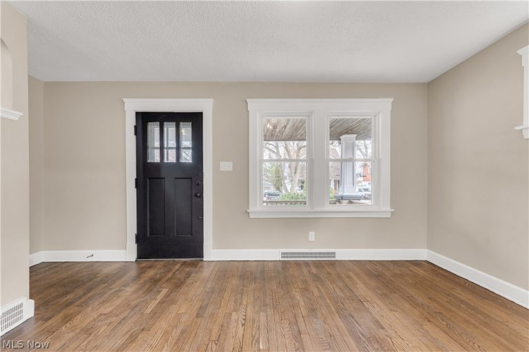 4607 Wichita Avenue, Cleveland, OH - Photo 5