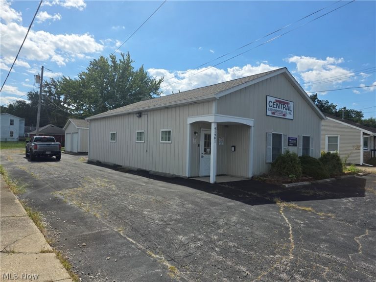 41981 Ridge Road, Elyria, OH, 44035