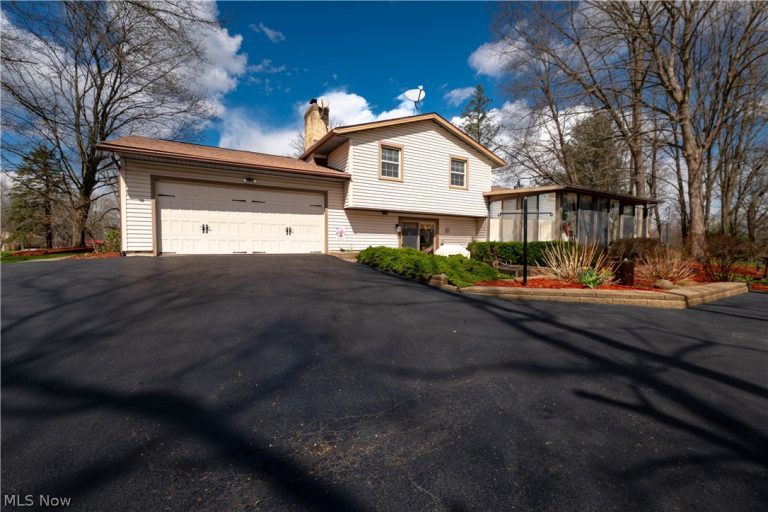 12432 Ledgeview Street, Canal Fulton, OH - Photo 3