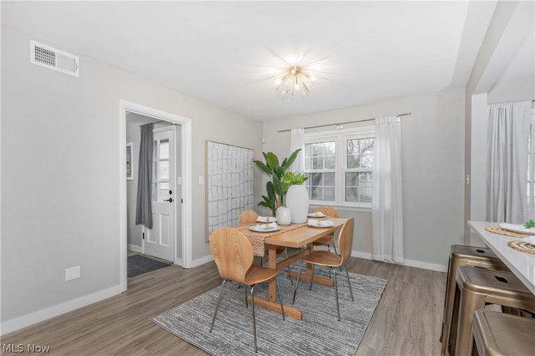 754 Hemlock Drive, Euclid, OH - Photo 8