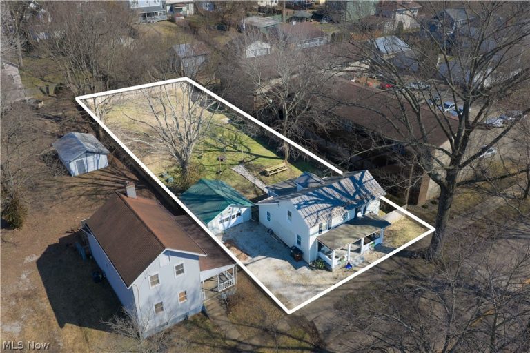 712 Front Street, Marietta, OH - Photo 3