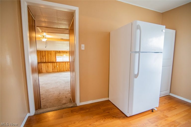 3619 Liberty Street, Parkersburg, WV - Photo 8