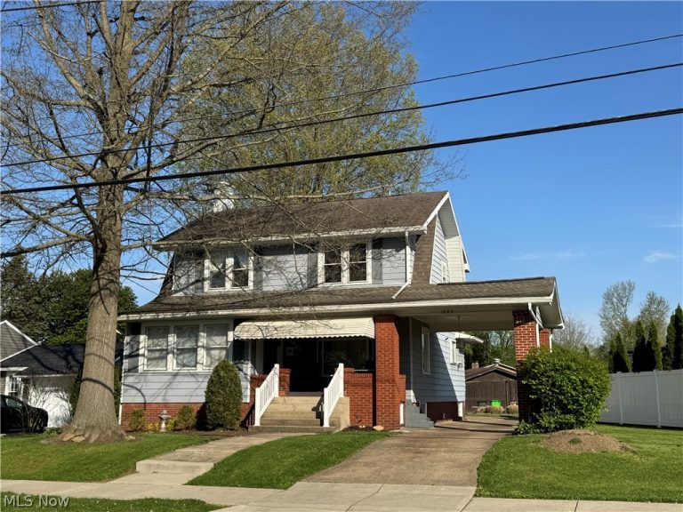 1003 Eastport Avenue, Uhrichsville, OH, 44683