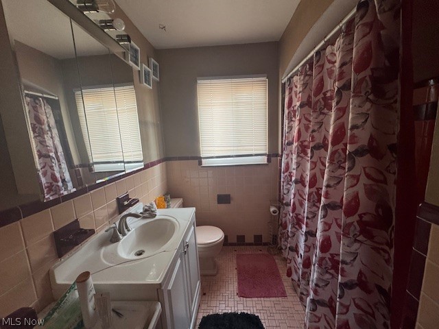 2460 Belvoir Boulevard, Cleveland, OH - Photo 5