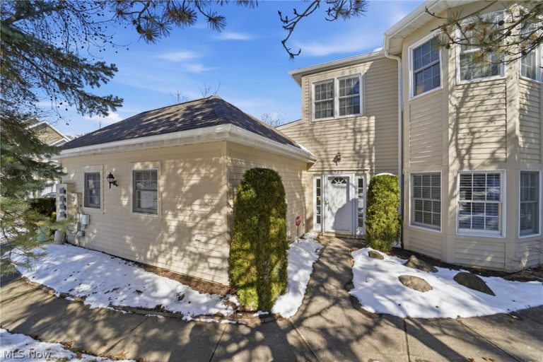 402 Eagle, Mayfield Heights, OH, 44124
