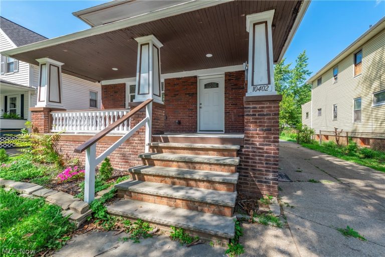 10402 Almira Avenue, Cleveland, OH - Photo 3