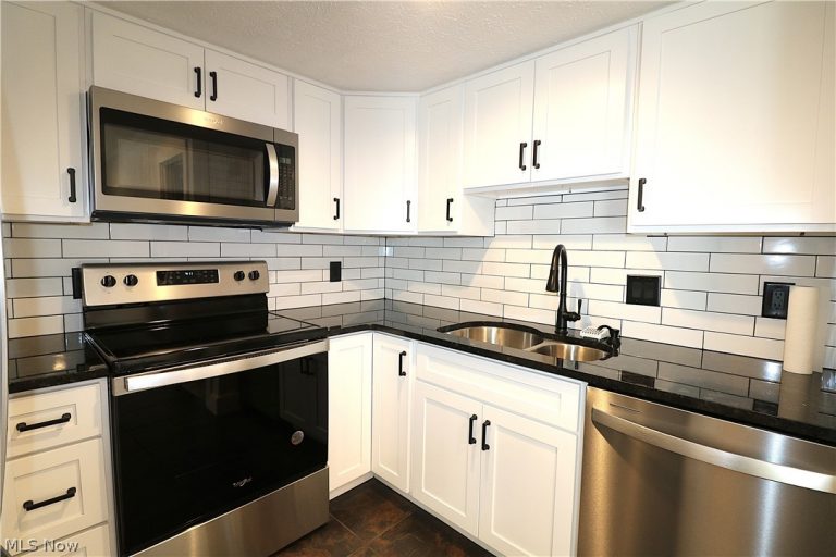 1311 Cleveland Road, Huron, OH - Photo 4