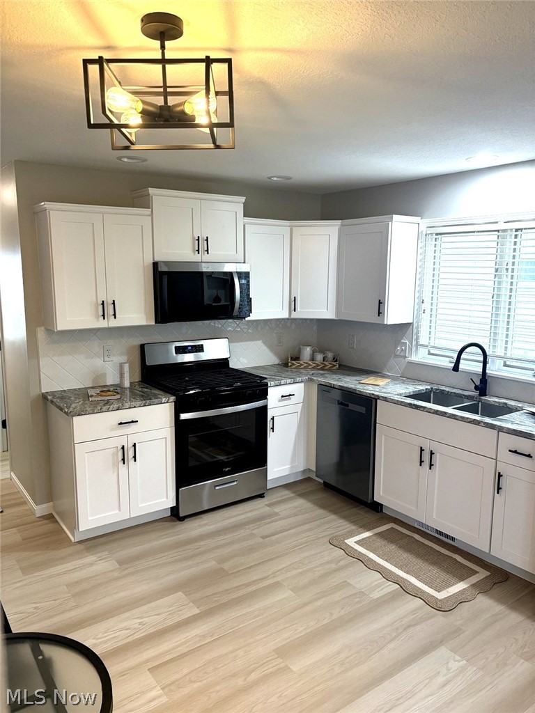 828 Woodfield Court #A, Boardman, OH - Photo 8