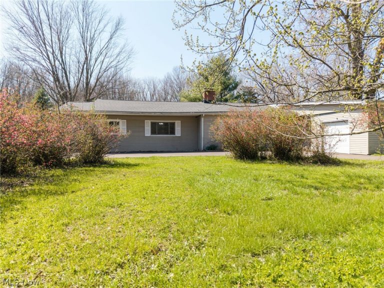 4942 Lear Nagle Road, North Ridgeville, OH - Photo 2