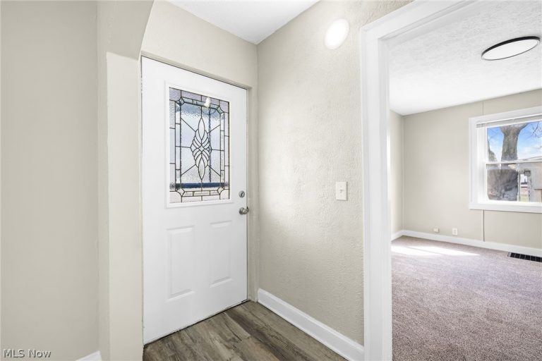 1521 Maryland Avenue, Canton, OH - Photo 5