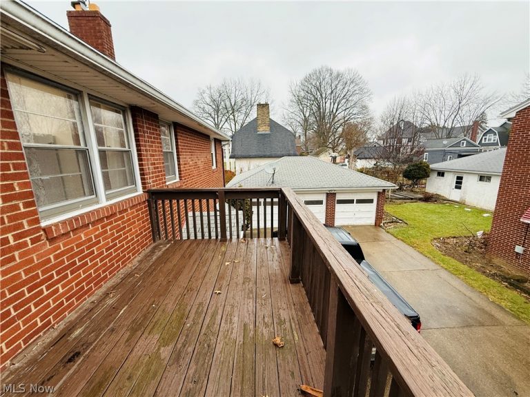 1602 Logan Avenue, Canton, OH - Photo 4